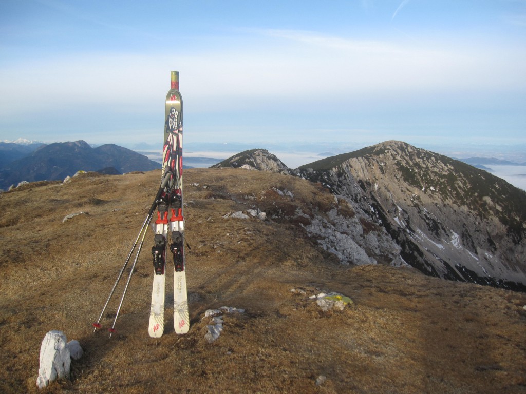 Kje je sneg? Na Končnikovem vrhu.