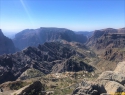 Lady Di View Point Sayq Plato. Spodaj lepi Al Ayn z vtnicami (ta drugi).