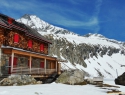 Arthur von Schmid haus, 2282 m.